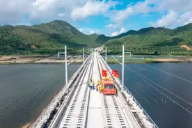 汕汕高铁全线开始铺轨，未来广州至汕头只需1.5小时图片