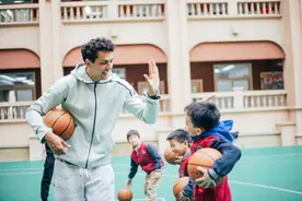 经历民办教育30年潮起潮落，杭州最老牌的民办小学竟是它图片