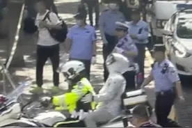 高考首日，“名场面”合集来了！图片