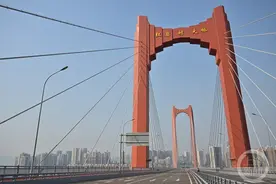 2022重庆交通年报① | 重庆中心城区建成跨江大桥37座 穿山隧道22座图片
