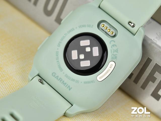 Apple Watch SE�¿� vs ���� Venu Sq2����ͼ�ͣ����ſ�Ҳ���Ժ�ʱ��