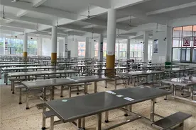 探访益阳箴言中学高考考点：“双安检”、信号屏蔽仪维护高考公平公正图片