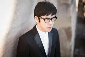 钢琴家张昊辰“对话”贝多芬：失聪后，如何在沉默中创造伟大的作品？图片