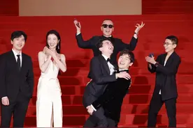 独家生图！第25届上影节开幕式红毯，谁扛住了第一手镜头？图片