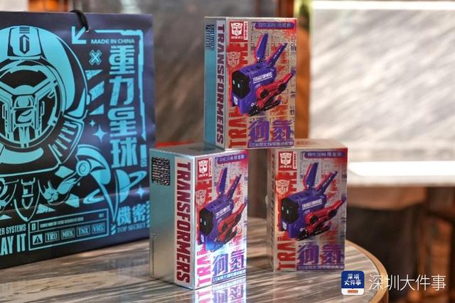 潮玩与IP共振，深圳企业联名变形金刚玩硬核攻略