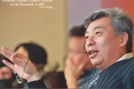 《自然》关注“神经再生”研究真实性，中美顶级科学家发文“对峙”图片