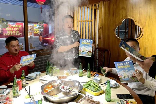 5月酒驾数据新出炉，福建一男子被查后痛哭，担心影响孩子！