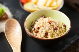 膳食纤维好处多，但也不能贪吃→图片
