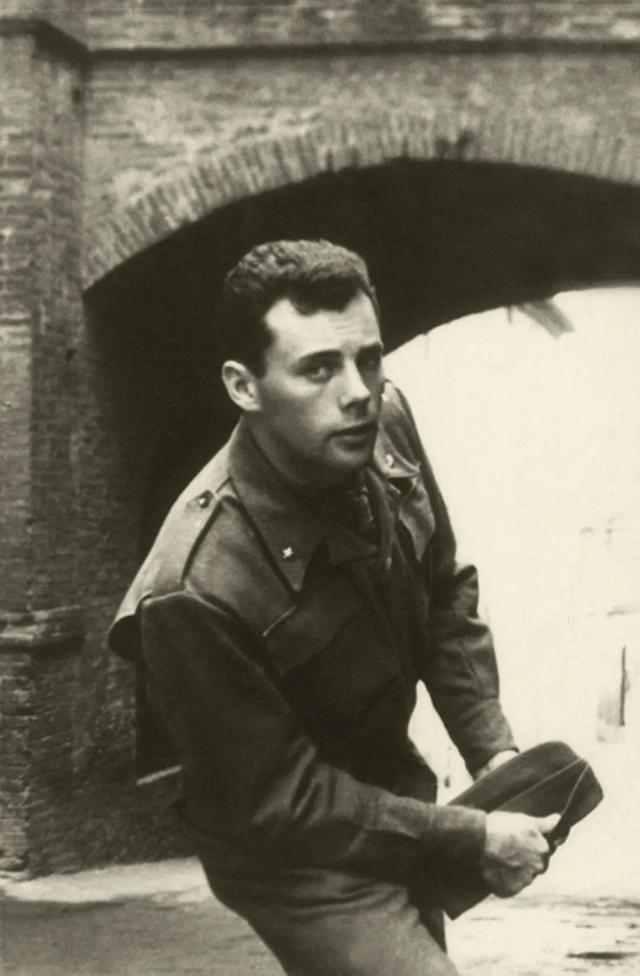 ��ʱ�е�����������Я���Դ�������һ���׸������˵��ݻ�����