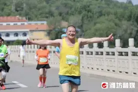 牛！他一年最多“跑马”38次图片