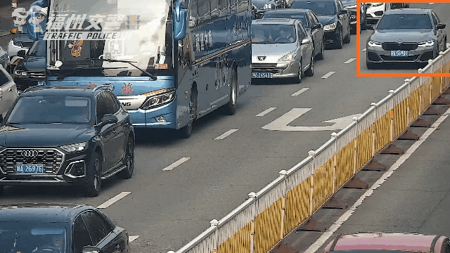 @闽A52L3J、闽A52M2V、闽A075AF……福州这些车辆强行“加塞”已被抓拍！