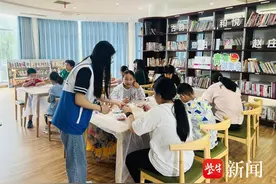 点亮星光，传承传统文化，孩子们动起手来制作小夜灯！图片