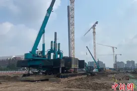 佛山单体体量最大物流园项目建设加速推进 预计年底封顶图片