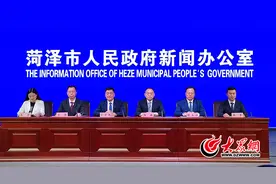 “花开盛世”菏泽第三届青岛啤酒节本周五开幕 开启夜游模式图片