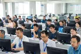 探访安徽高考阅卷现场！图片