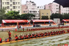 扒龙舟啦！12支龙舟队在广州千年古村车陂竞渡迎端午图片