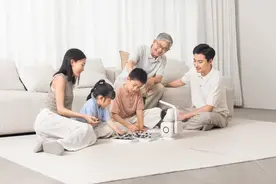 “黑科技”培养孩子逻辑思维能力 商汤发布AI围棋机器人图片