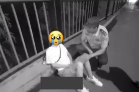 果然视频｜济南一小伙感情受挫掩面哭泣，民警俯下身耐心开导图片