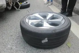 12辆车轮胎同一路段被扎，罪魁祸首居然是……图片