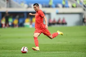 中国男足友谊赛4:0击败缅甸队图片