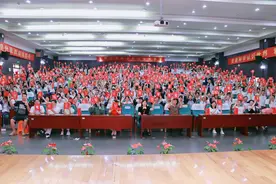 “摇一代”今日迎来中考，“承上启下”的2023中考见证升学变迁图片