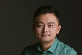 2023年南京中考语文作文题怎么写才出彩？专家建议：见景见人，见情见意图片