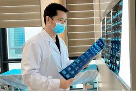 小心！小细胞肺癌最常见于重度吸烟患者，一般体检查不出图片