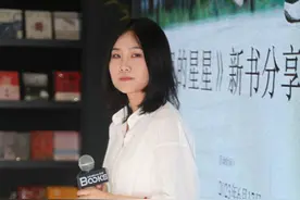 “春游哥哥”首次出书分享如何走出困境 《黑暗里的星星》讲述爱与梦想的故事图片