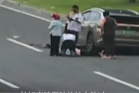 “我不按，她就没气了！”图片