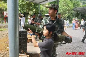 零距离感受军旅魅力 怀化战神国防教育实践中心开展军事夏令营体验日活动图片