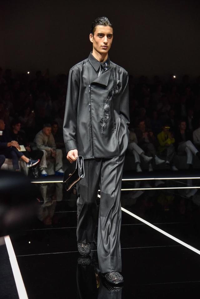 ��������ߣ�������װ�ܡ���������¡�������Ʒ��ʱװ��