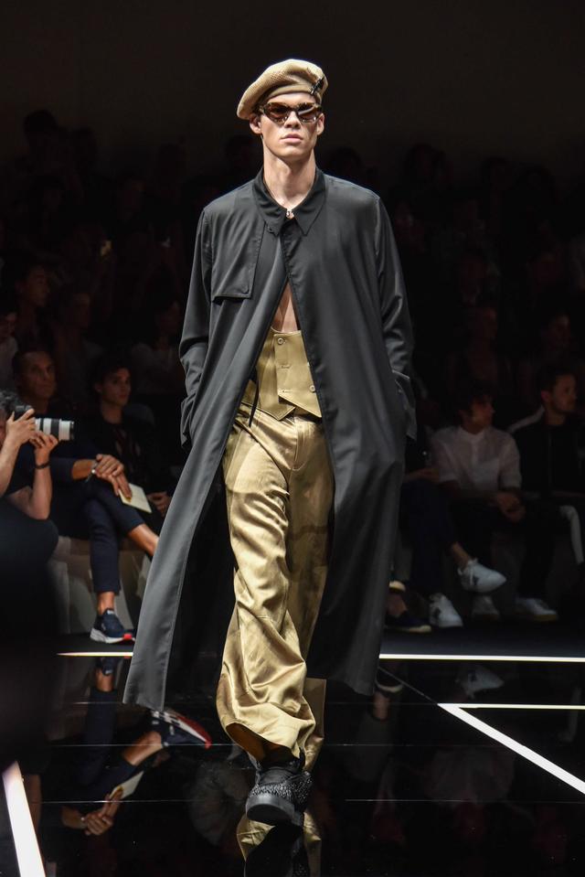 ��������ߣ�������װ�ܡ���������¡�������Ʒ��ʱװ��