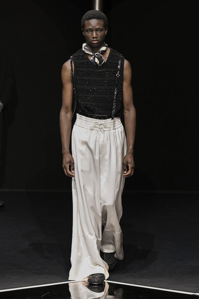 ��������ߣ�������װ�ܡ���������¡�������Ʒ��ʱװ��