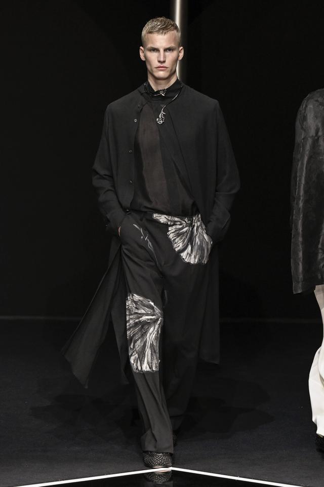 ��������ߣ�������װ�ܡ���������¡�������Ʒ��ʱװ��