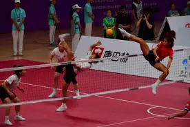 你见过“脚踢的排球”吗？亚洲藤球锦标赛金华开赛图片