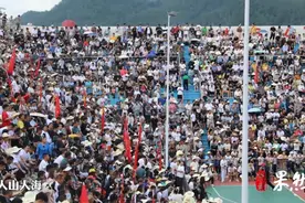 果然视频丨刘玉栋谈“村BA”:希望这里能走出农民的国家队队员图片