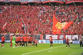 “小球迷，大能量”球童招募令发布 一起去凤凰山给成都蓉城"扎起"图片