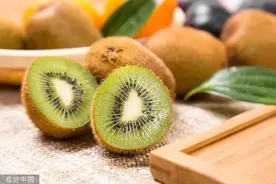 每天吃1个猕猴桃，皮肤会变好？图片