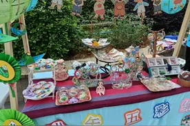 发圈编成五彩绳 端午氛围感十足图片