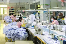让爱无“碍”向阳而生——海南王花爱心服饰有限公司总经理身残志坚办厂圆残疾人就业梦图片