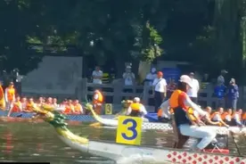 果然视频|为啥南方龙舟赛更专业？大明湖龙舟赛更注重全民参与图片