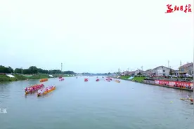 23条龙舟、3000多名选手、超10万现场观众……兰溪双桡龙舟表演赛爆火出圈图片