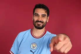 京多安与莱万在巴萨重聚，西甲新赛季多特球员成“主角”图片