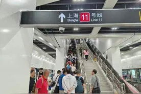 周到晨报丨有人坐69站地铁从苏州回沪，苏州轨交11号线开通运营； 端午假期上海迎客672.48万人次；申城下周最高气温34℃！闷热体感再度上线~图片
