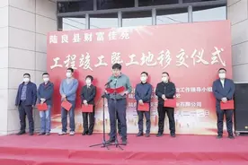 从小马拉大车到群马齐上阵图片