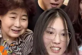 高考查分瞬间：从全家紧张到欢天喜地 女孩更是泪流满面图片