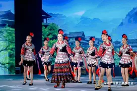 为梦想加一课慈善之夜在深圳举行图片