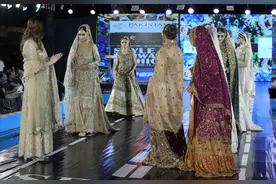 （外代一线）巴基斯坦时装秀图片