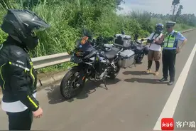 危险！海口交警提醒：电动自行车、摩托车等禁止进入高速公路图片