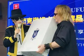 中国模仿者演唱“MJ”经典曲目！迈克尔.杰克逊纪念活动在京举行图片